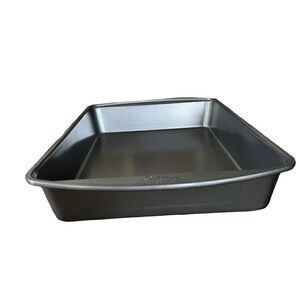 Wilton rectangular baking pan 13x9x2